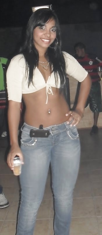 リオデジャネイロの混血女性。(ビーチとスラム街). (02)
 #9633788