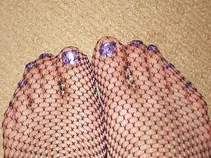 Foto di piedi si prega di votare per il miglior aspetto
 #7591345