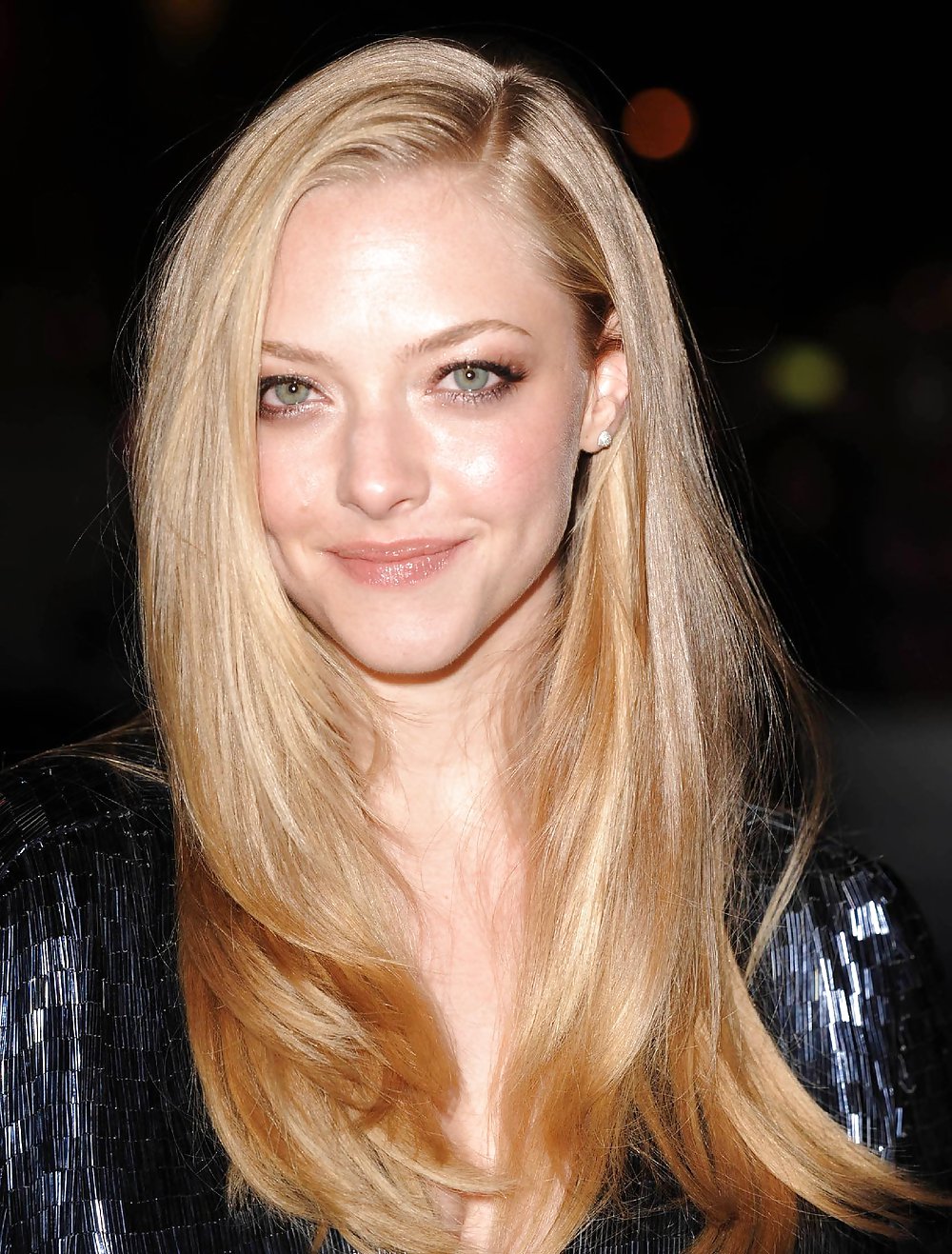 Amanda seyfried
 #21352923