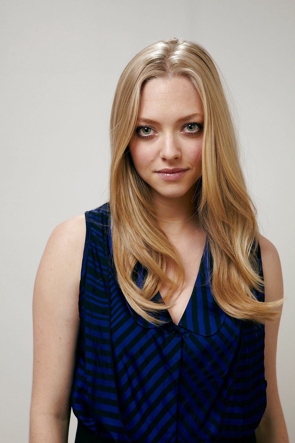 Amanda seyfried
 #21352932