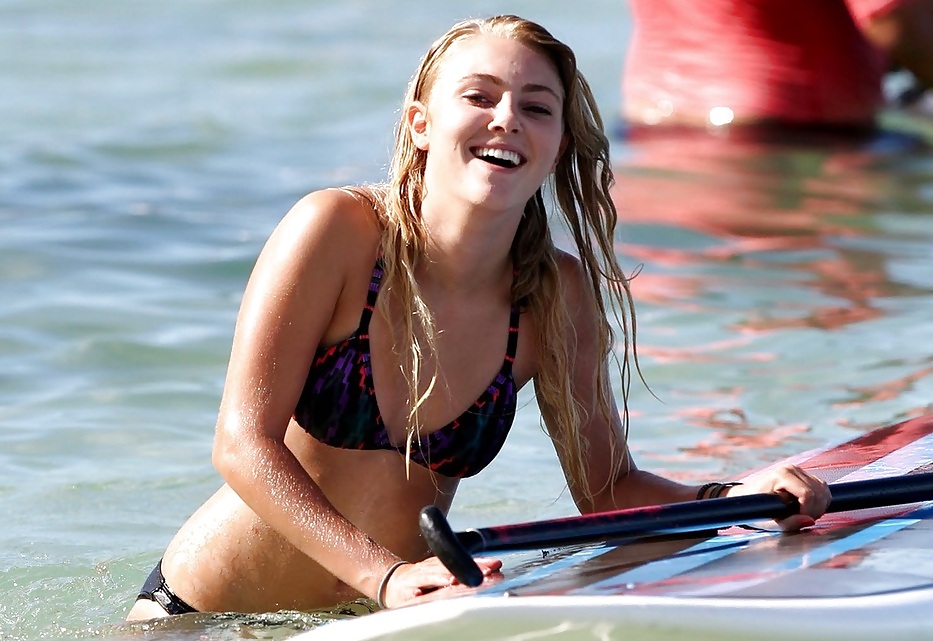 AnnaSophia Robb #18985290