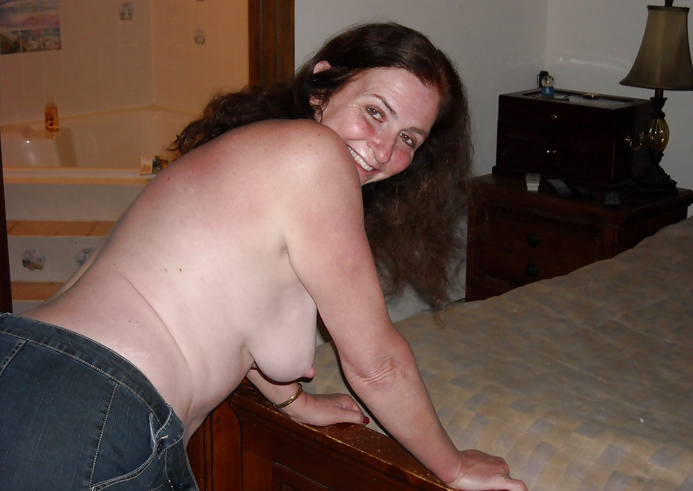 Matures milfs housewives 37 #3878852