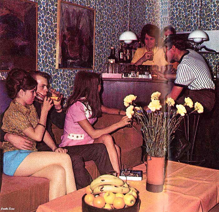 Junge Liebesspiele: Retro Mag (Farbe) #20244815