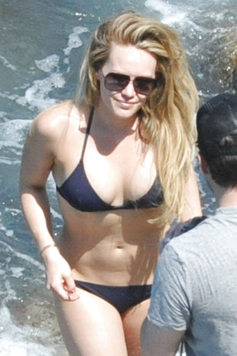 Hilary duff en un diminuto bikini
 #4595948