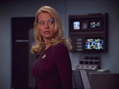SEXIEST GIRL ROM THE UNIVERSE - SEVEN OF NINE #6838260