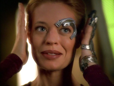 SEXIEST GIRL ROM THE UNIVERSE - SEVEN OF NINE #6838358