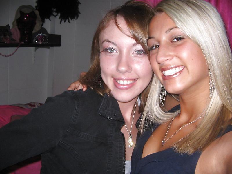 PARTY #8584379