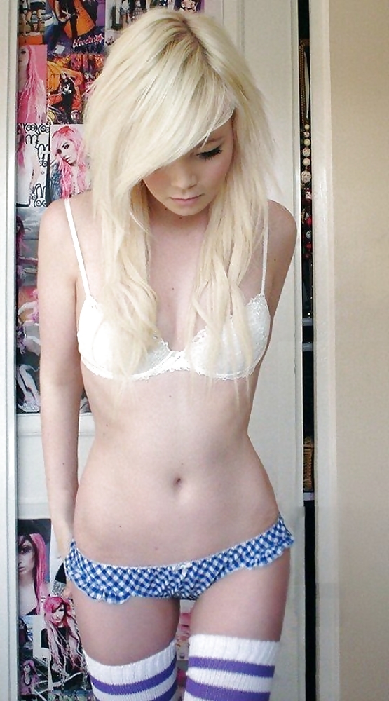 Girls #3587630