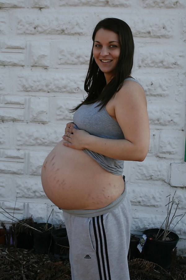 Pregnant Bellies #9484792