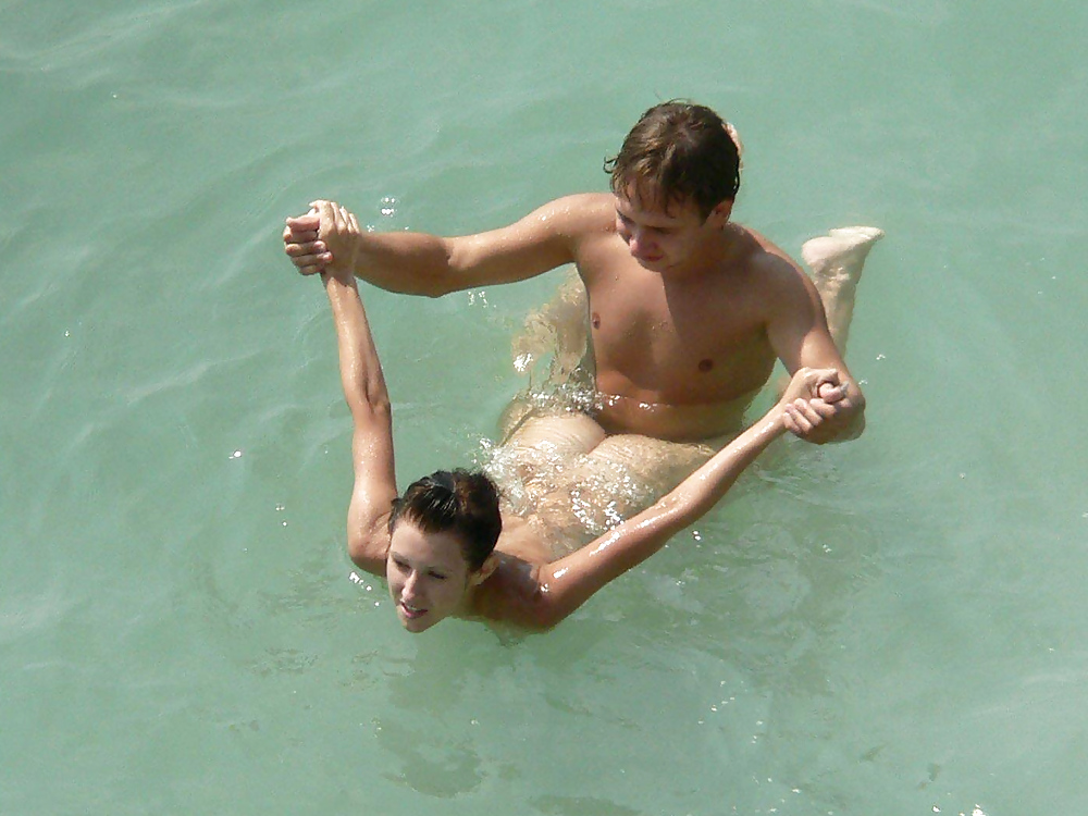 Sesso sulla spiaggia
 #3919351