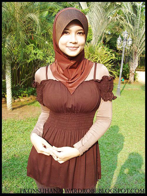 Random sexy girls
 #19400246