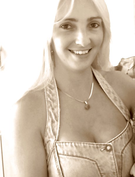 Goldenwife 6
 #11850286