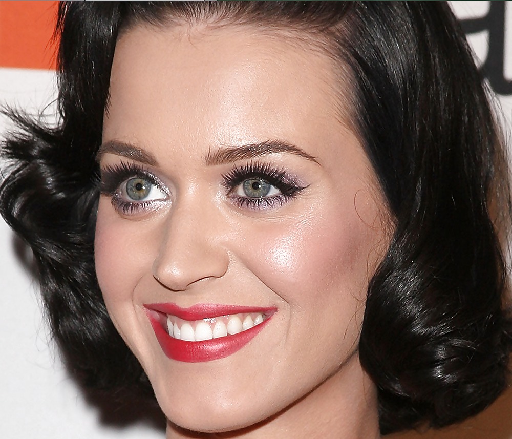 Katy perry
 #8826095