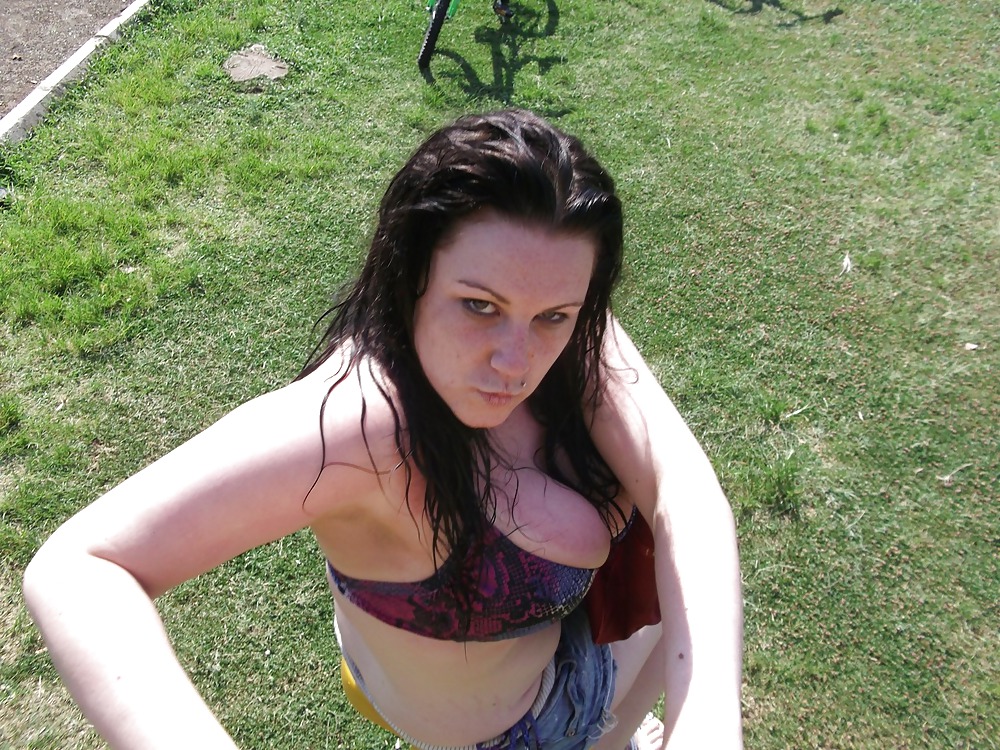 Facebook3
 #20037715