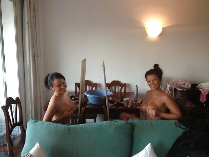 Facebook3
 #20037717