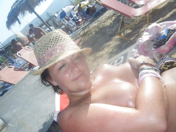 Facebook3
 #20037777