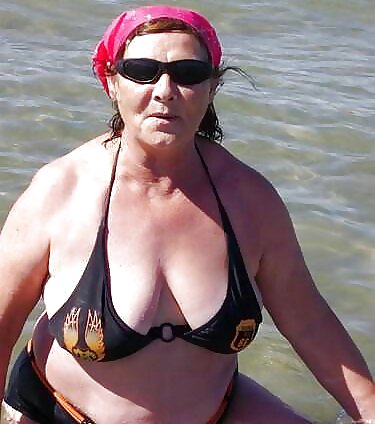Swimsuits bikinis bras bbw mature dressed teen big huge - 44 #12921947