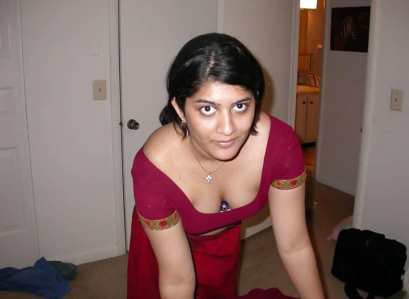 Divertimento con gujju rosso sari aunty 
 #6266734