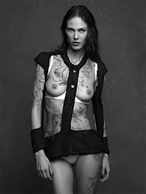 Fetiche mundo....
 #13715196