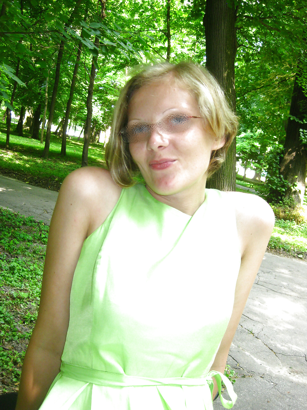 Marie 28 Polish Schlampe In öffentlichen Park #21377553