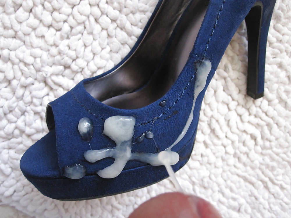 Blue Suede Schuhen Mit Hohen Absätzen #3977293