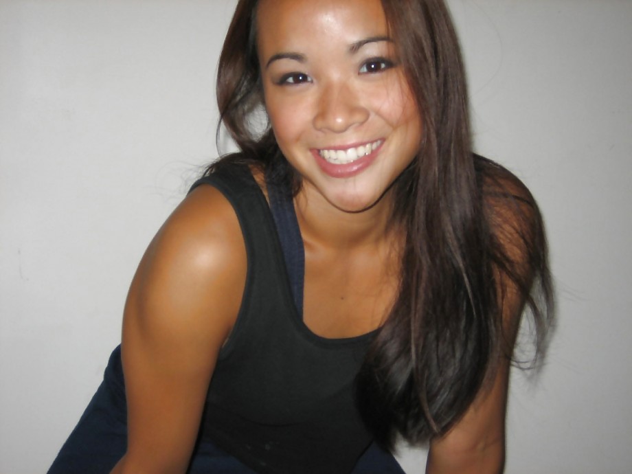 Yana Shows All #8963275