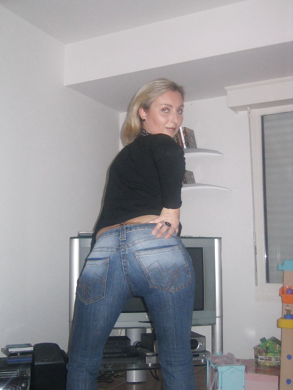 Regine in jeans ccxiv
 #11389431