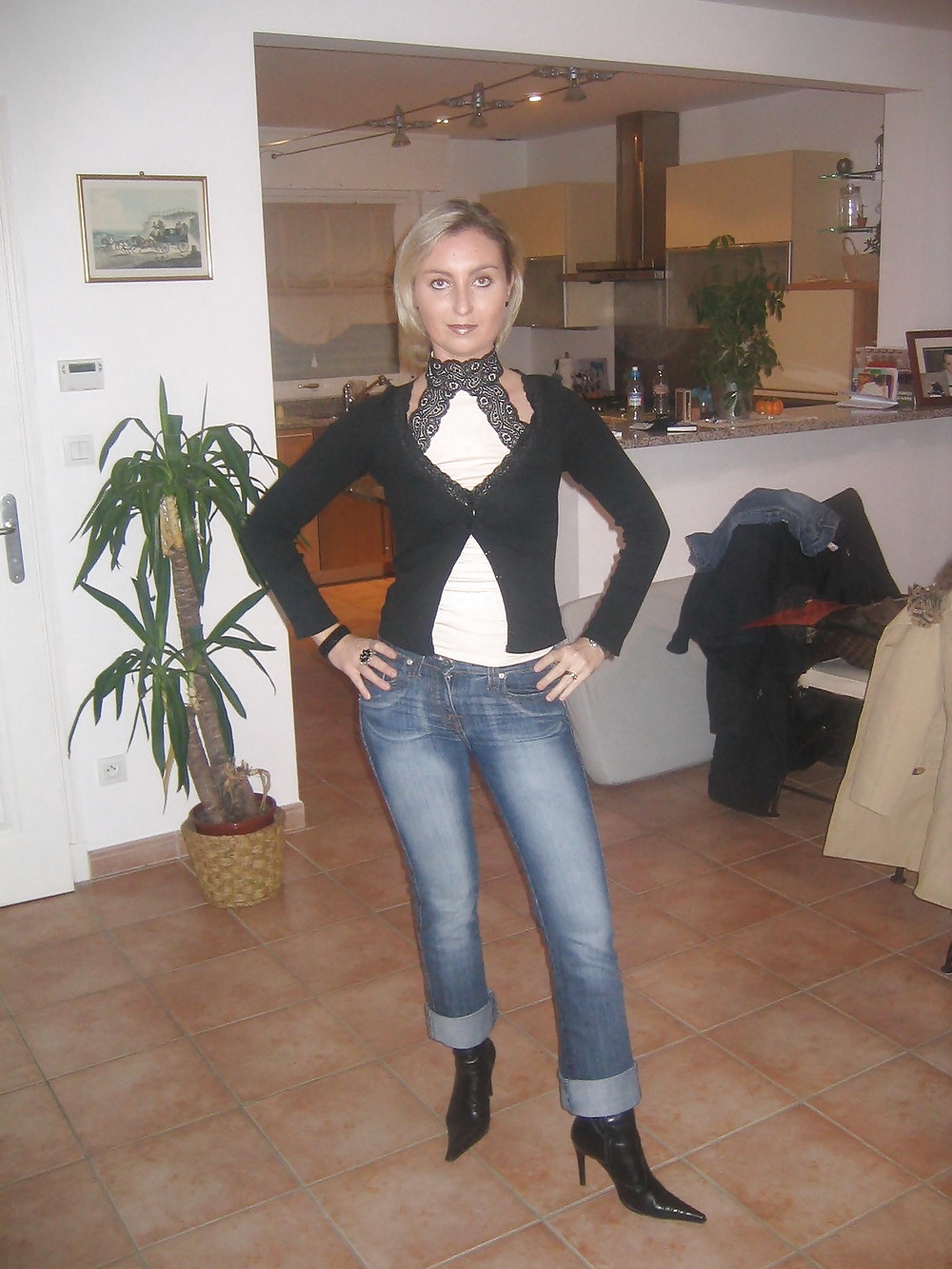 Regine in jeans ccxiv
 #11389916