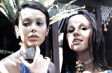 Película caliente 25 : emmannuelle (1974)
 #15496377