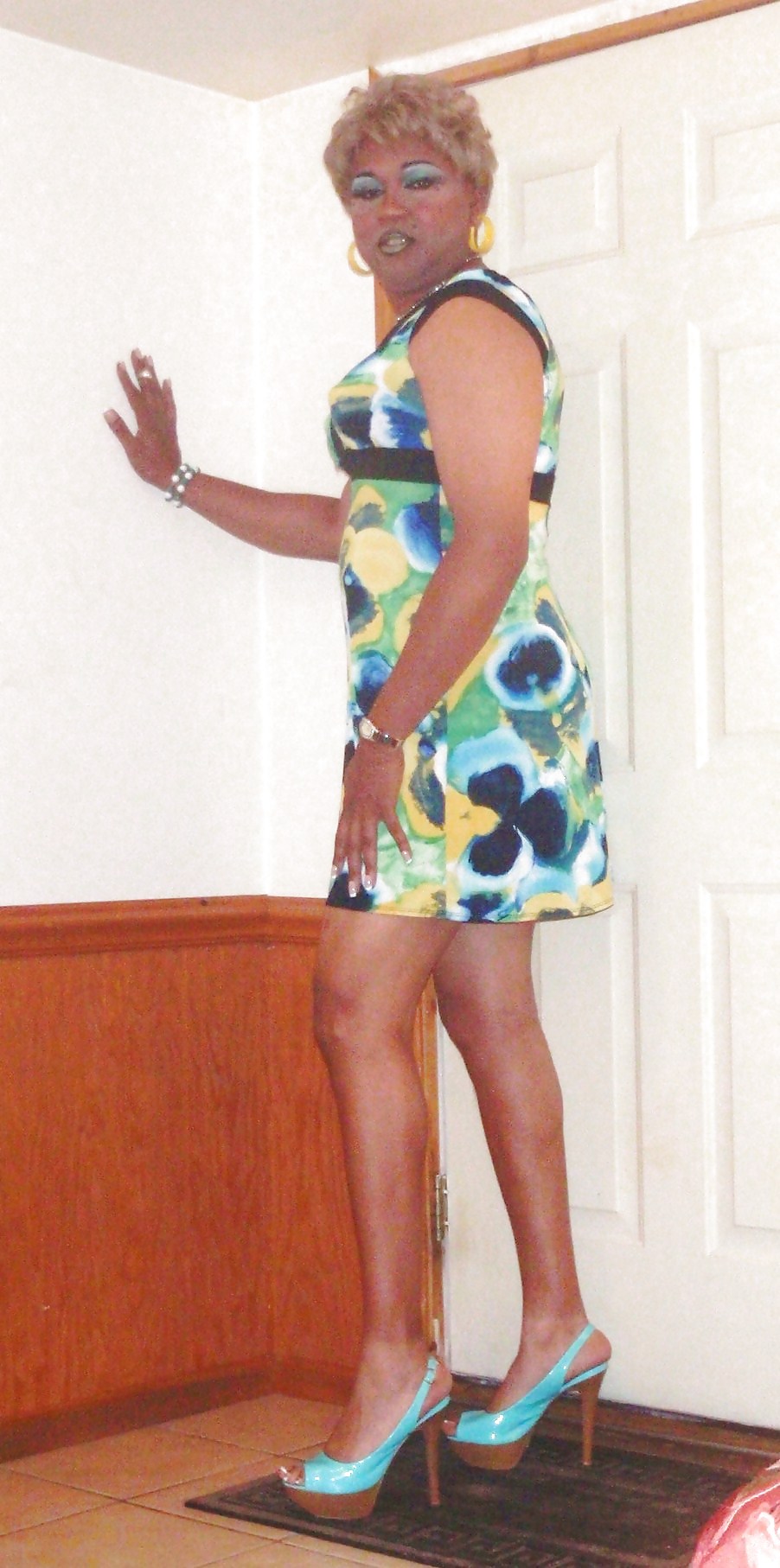 Ms.Tanya's new dress and heels #19812200