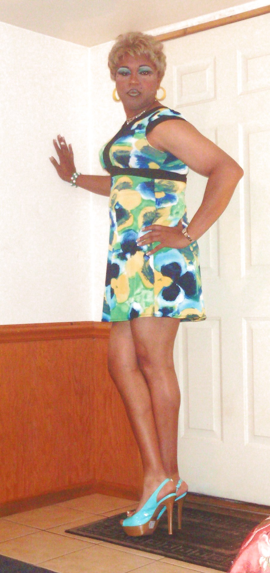 Ms.Tanya's new dress and heels #19812207