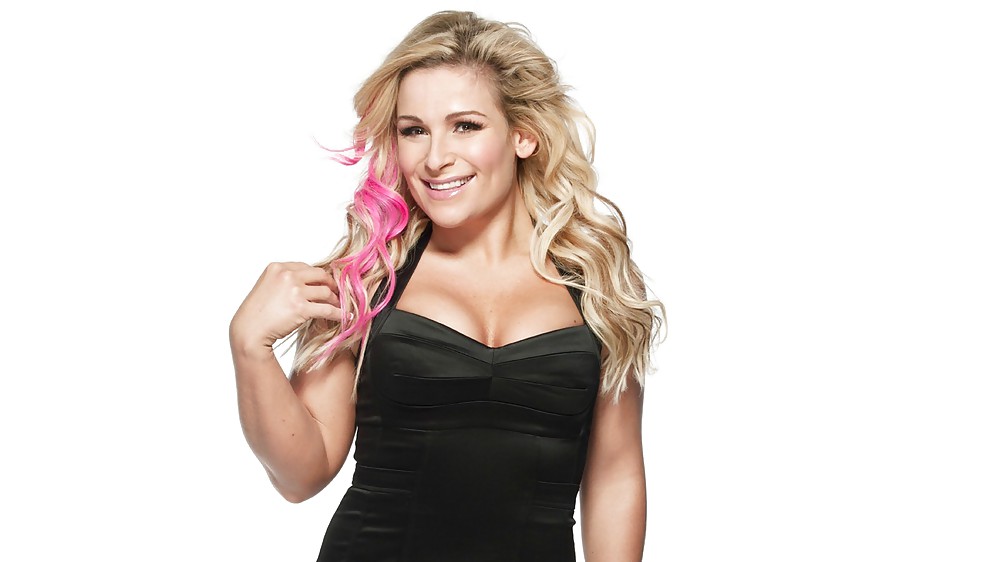 Wwe divas tette e culi caldi
 #12304864