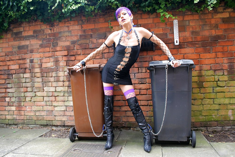 British Emo Queen of Kink out with the Trash #7243654