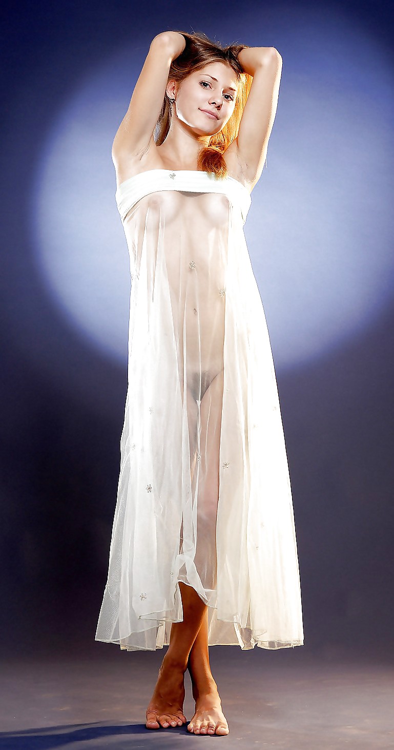魅惑的な透け透け衣装のホットなベイビーたち - セッション1
 #7341719