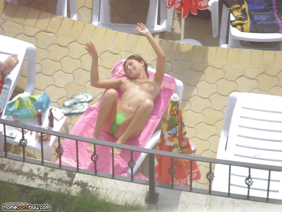 Nudist beach babes #8591177