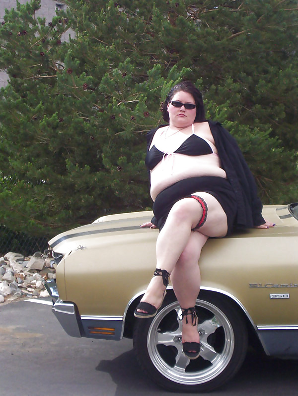 Plumper and her Hot Rod ElCamino #4775344