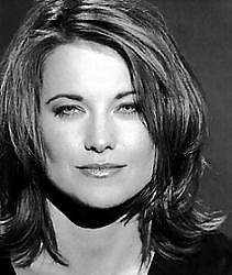 Lucy Lawless #5830544