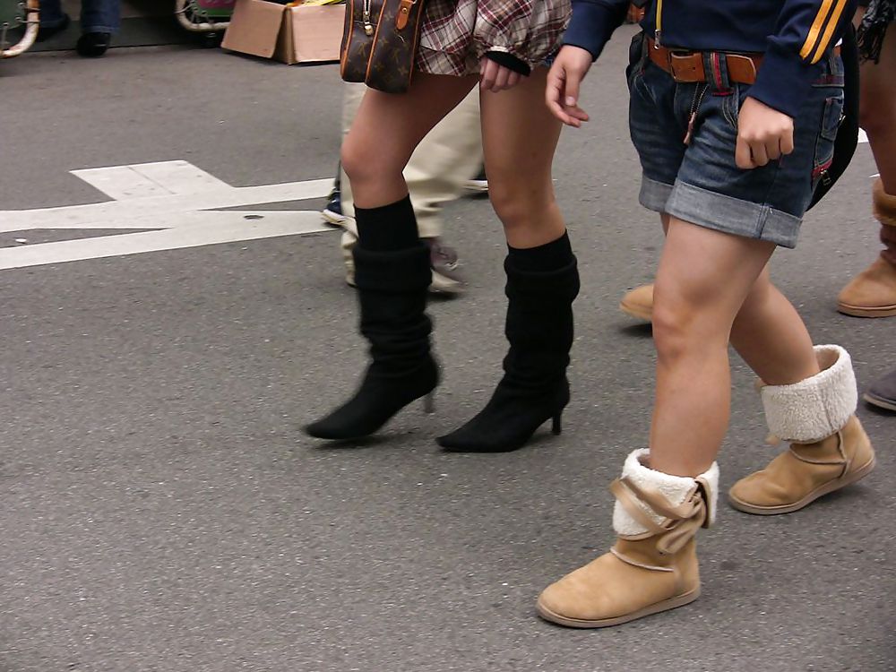 Japanese Candids - Feet on the Street 05 #3542679