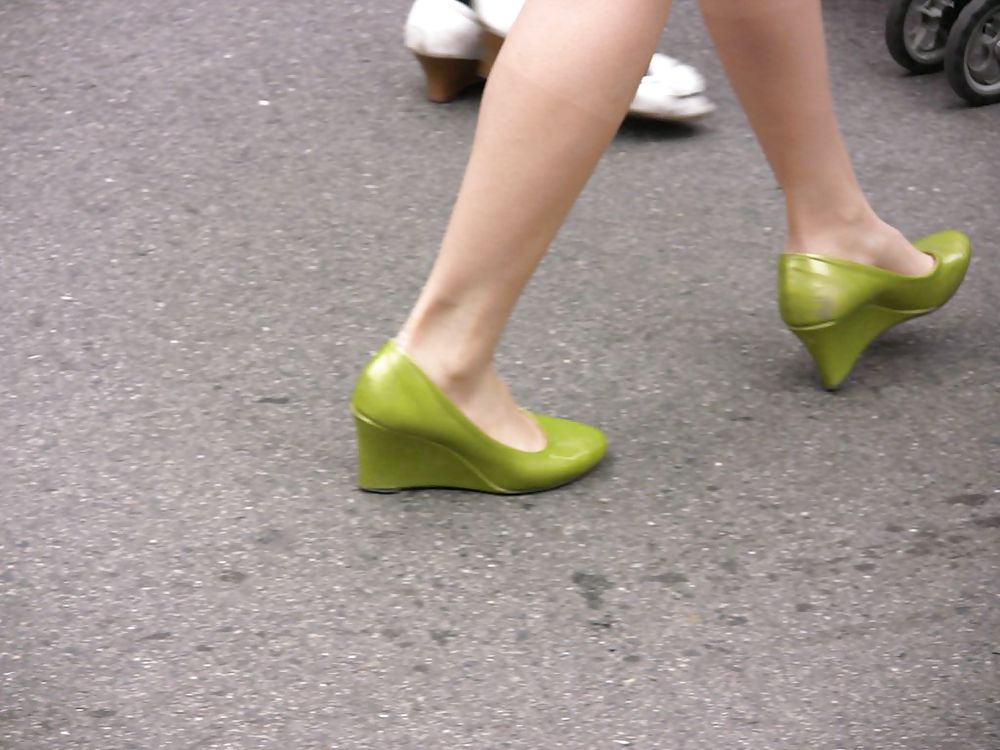 Japanese Candids - Feet on the Street 05 #3542743