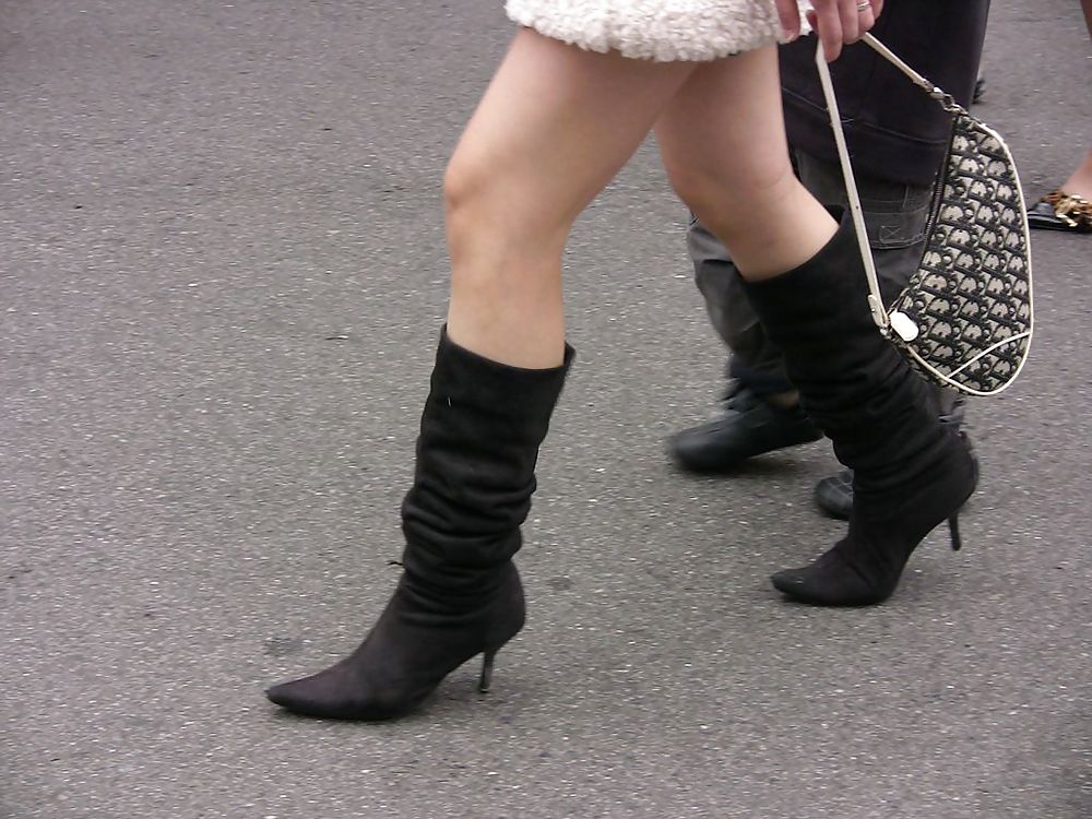 Japanese Candids - Feet on the Street 05 #3542839