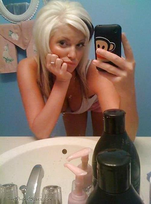 IPhone Girlz #3794190