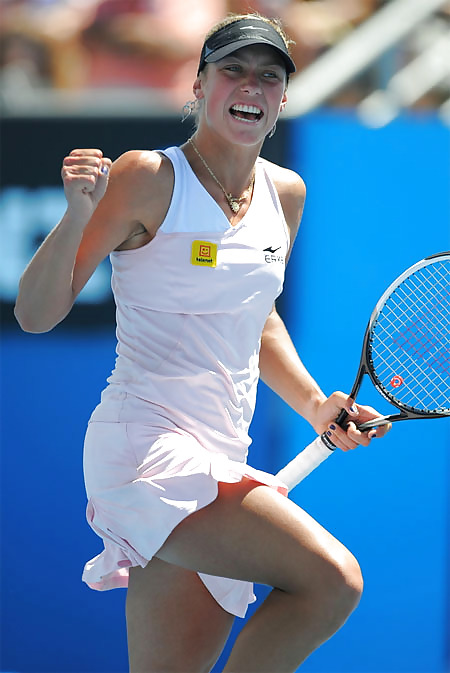 Yanina Wickmayer #10152533