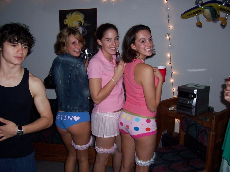Girls girls girl #4172482
