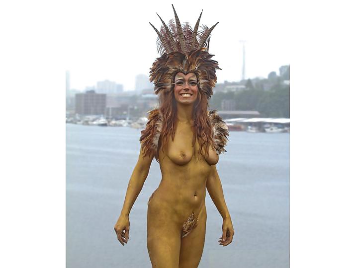 Nude Painted Ladies in Public Fetish Gallery 2 #19024249