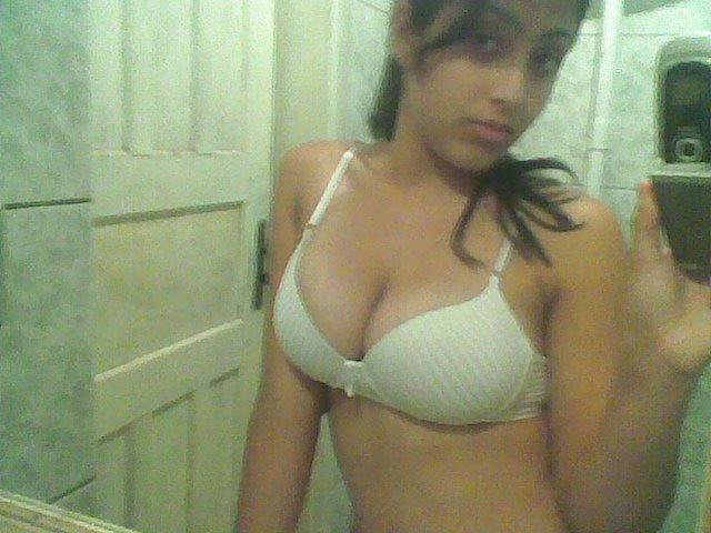 BUSTY LATINA SELFSHOOTS #9484843