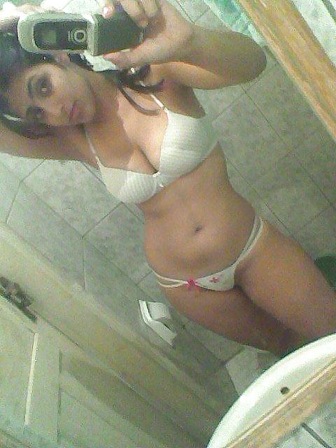 BUSTY LATINA SELFSHOOTS #9484956