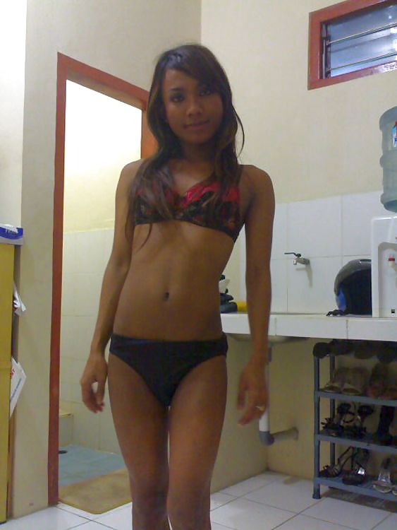 Indonesisch Ladyboy Mary #14206588