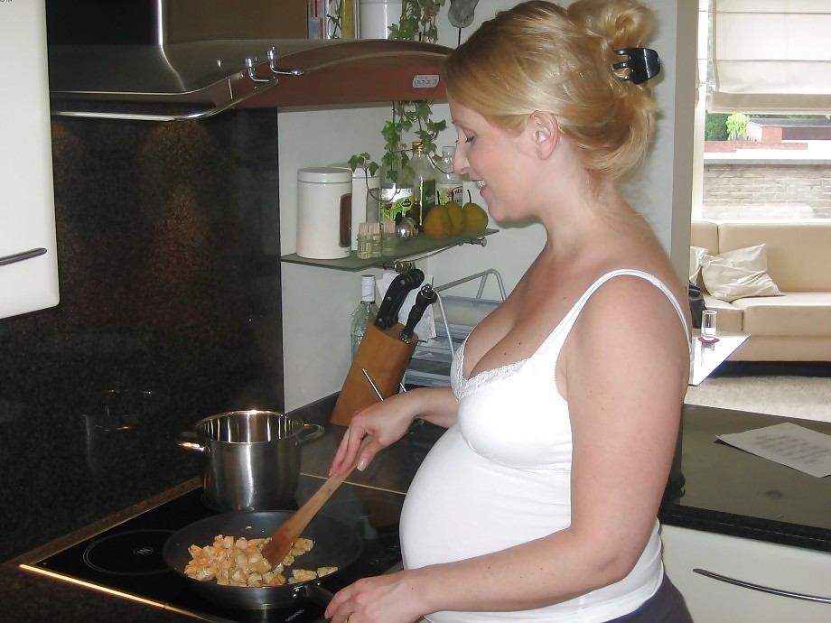 Pregnant1 #12439612