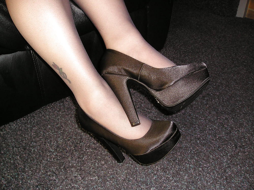 More barely black pantyhose tights
