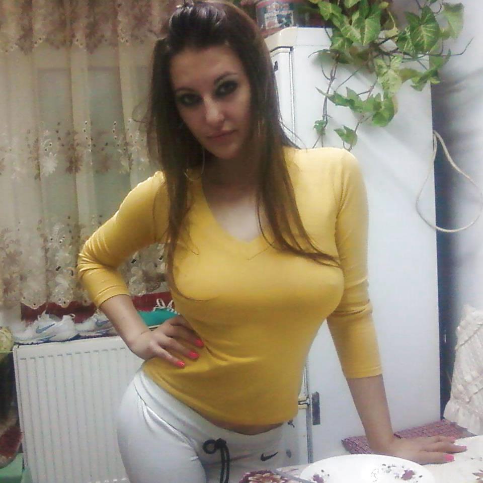 Romanian girl: simona #14617978